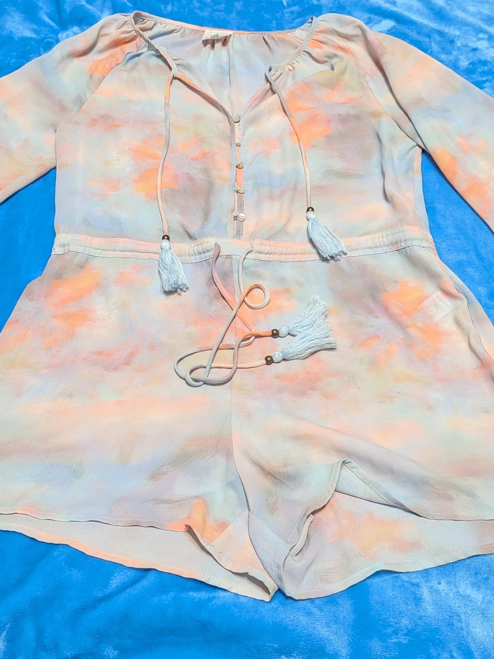 🍑🌸 Soft & Sweet: Tie-Front Romper 🌸🍑